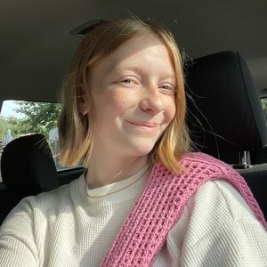 Meet your Posher, Abby